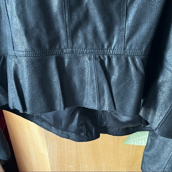 Black leather jacket. Never worn 18w - Picture 3 of 10
